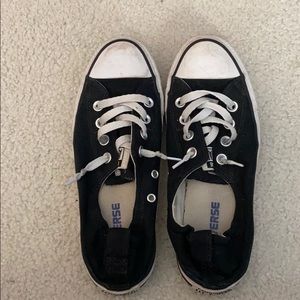 Black low converse